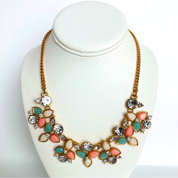 Lot of 3 Fashion Necklaces Pastel Colors Charming Charlie - Picture 6 of 9